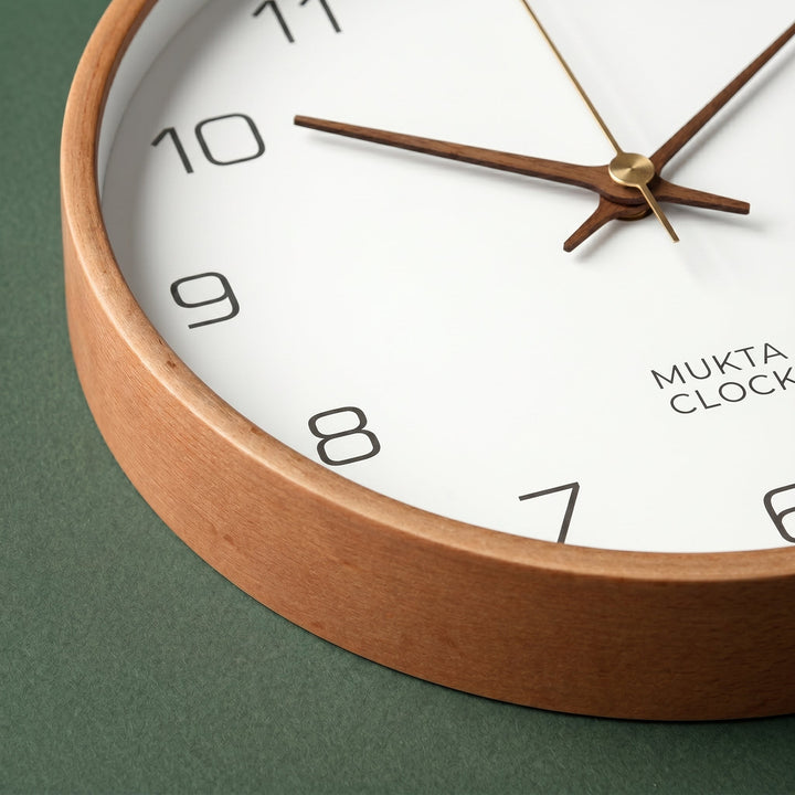Minimalistic Wall Clock with Wooden Frame in Nordic Style - Wall Clock - White - Oaksoho