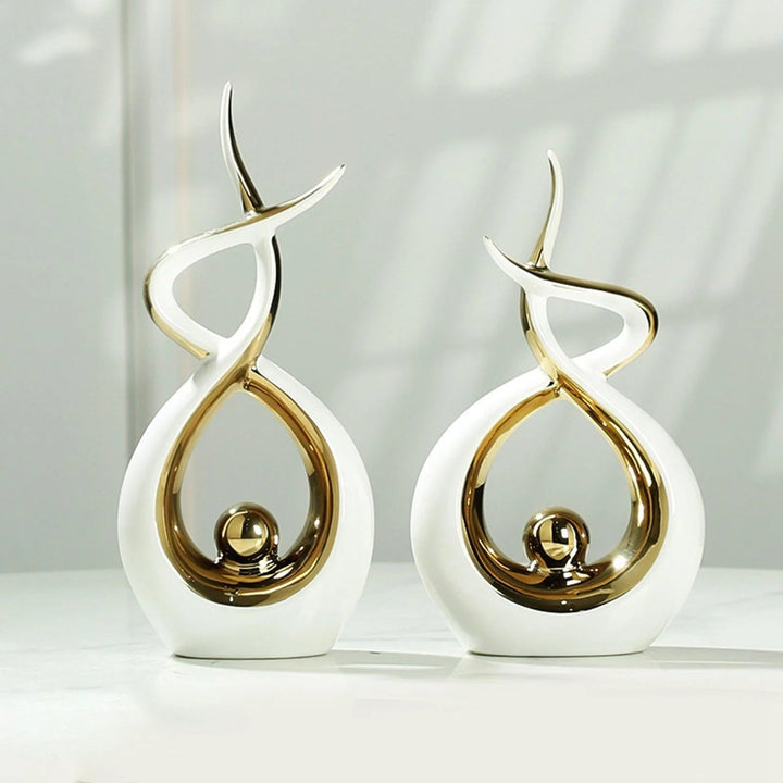 Modern Abstract Decoration with Twisted Design and Gold Accents - Figurines - White - Oaksoho