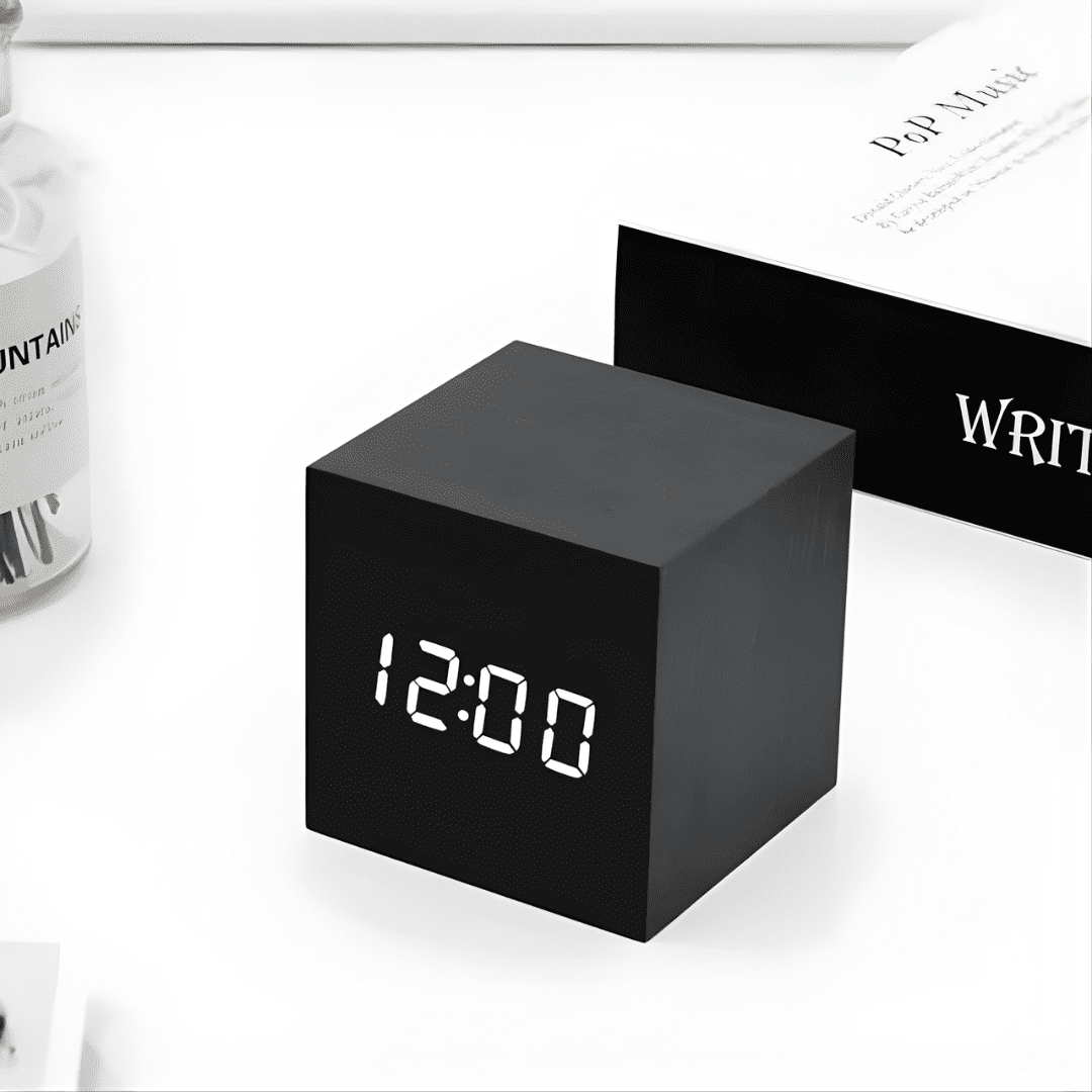 Modern LED Alarm Clock with Clear Display and Smart Features - Alarm Clock - Black - Oaksoho