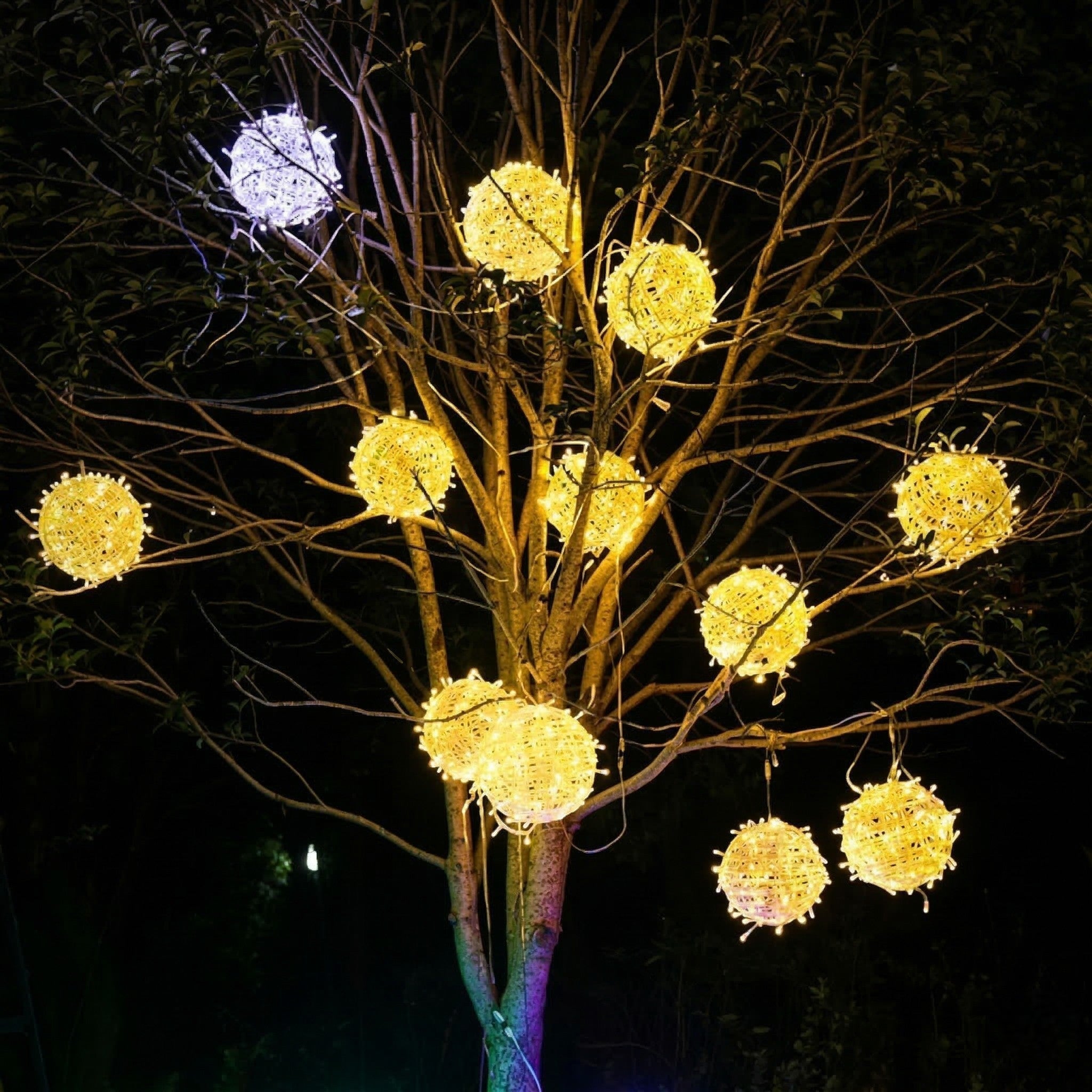 Modern LED Light Balls for Atmospheric Indoor and Outdoor Areas - LED Light Balls - Red - Oaksoho