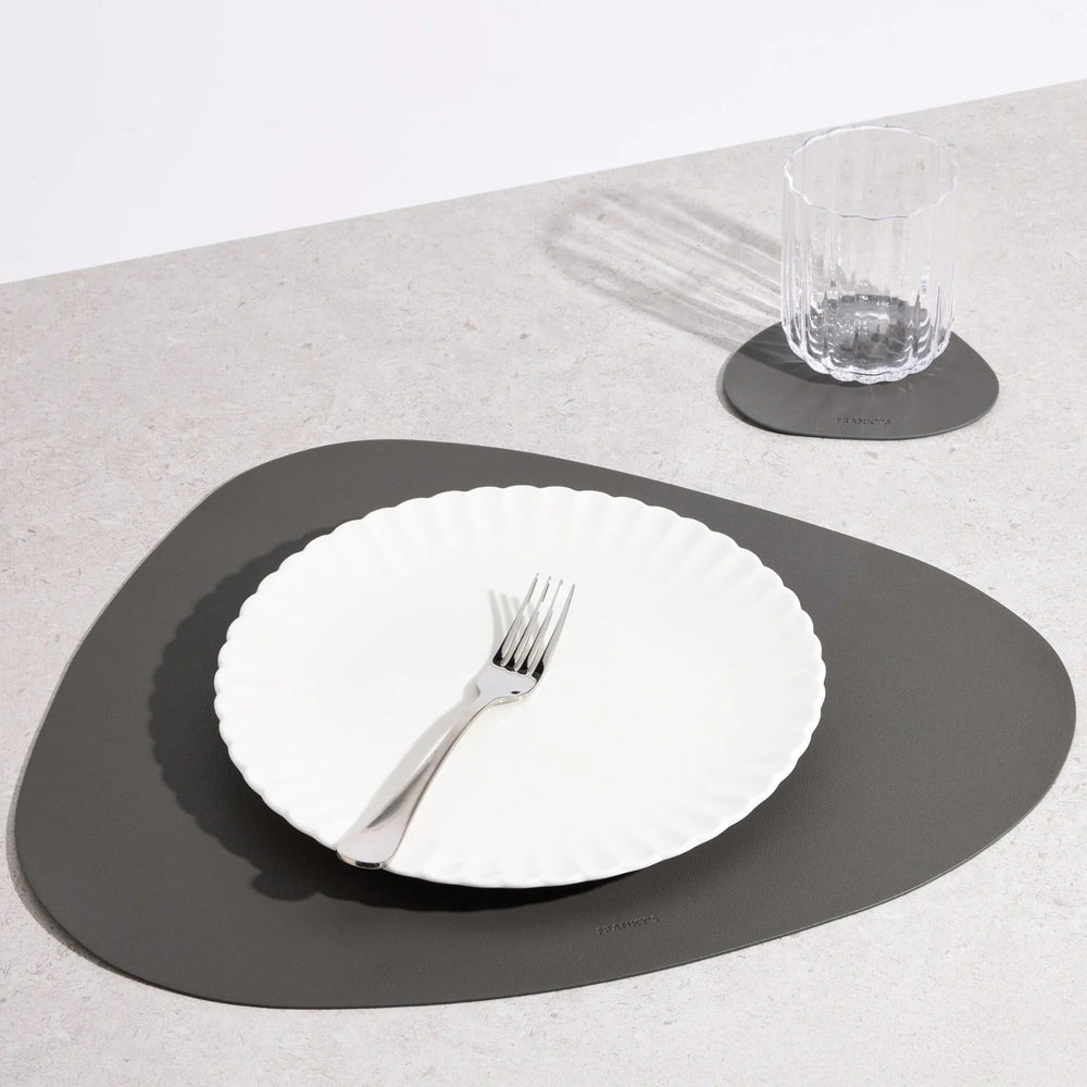 Modern Triangular Placemat - Placemat - Dark Grey - Oaksoho