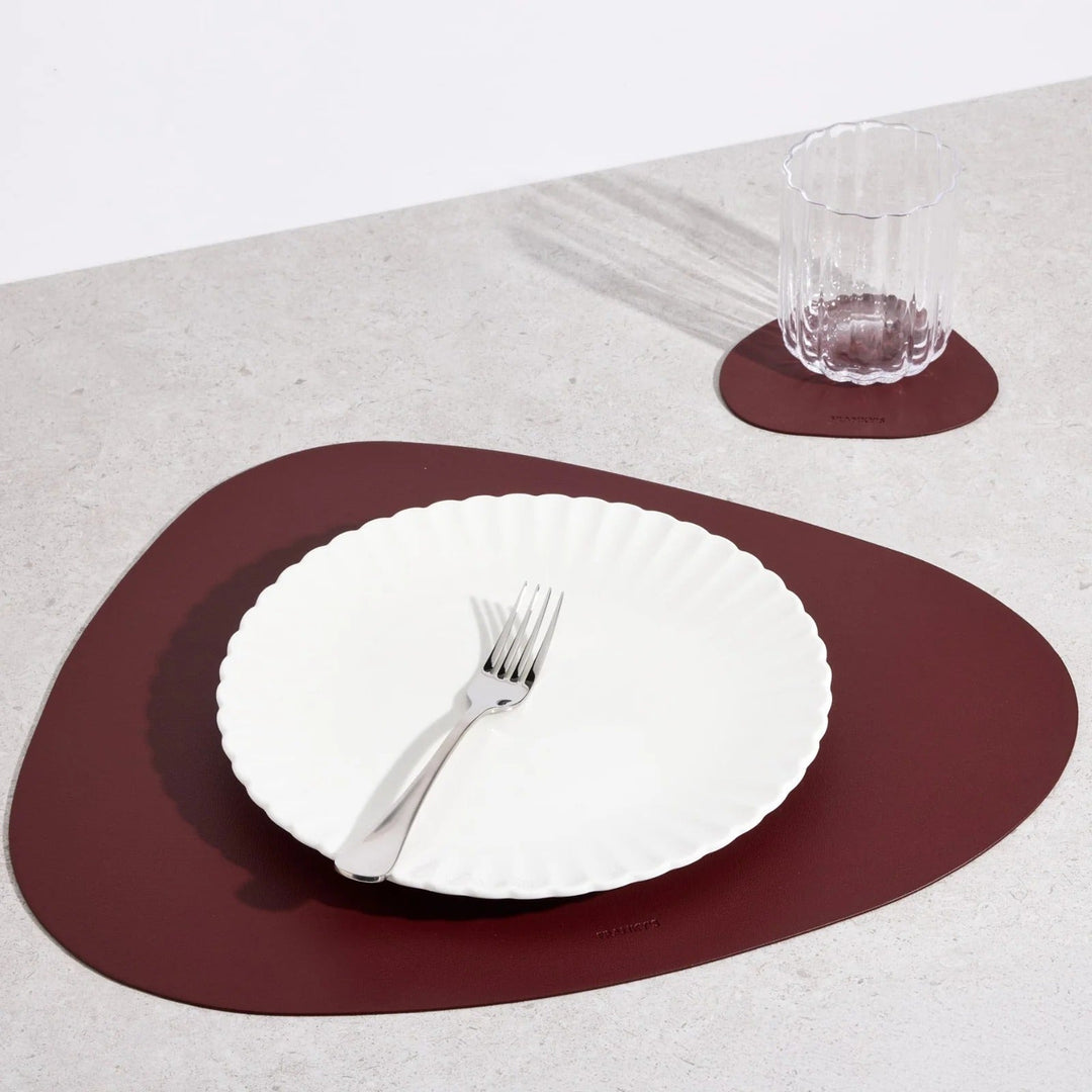 Modern Triangular Placemat - Placemat - Dark Brown - Oaksoho