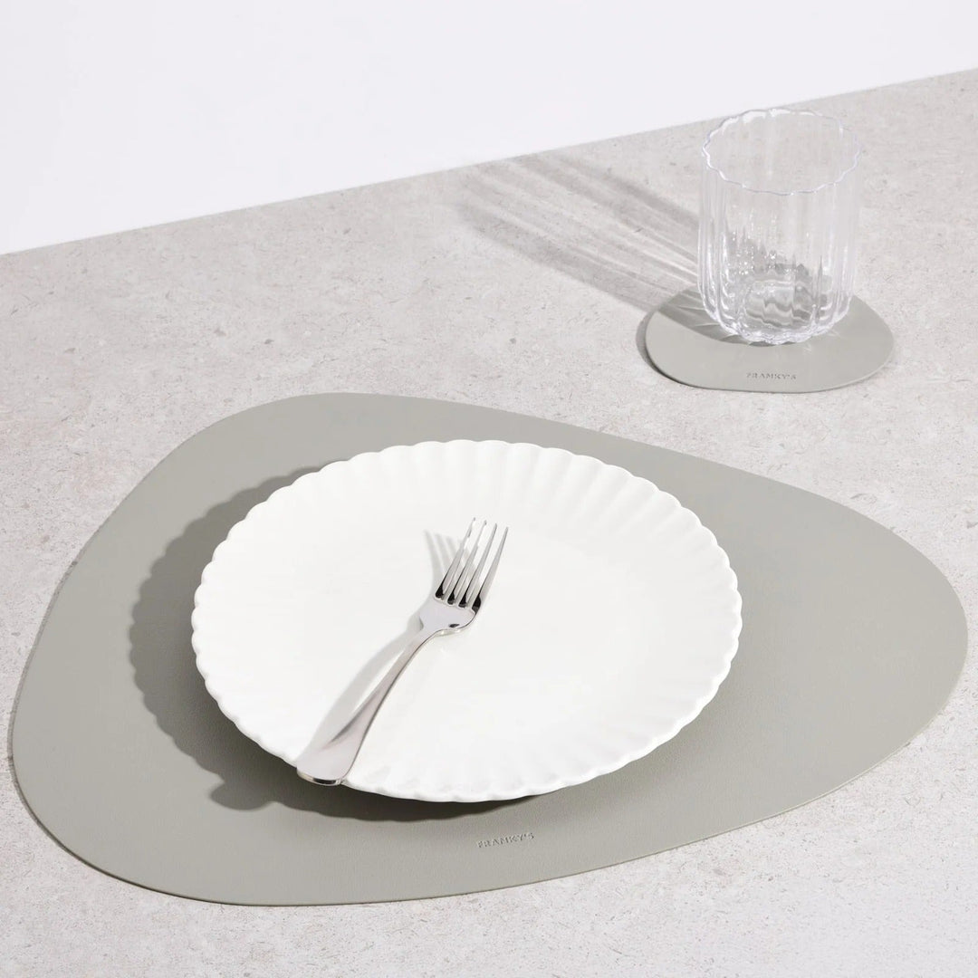 Modern Triangular Placemat - Placemat - Grey - Oaksoho