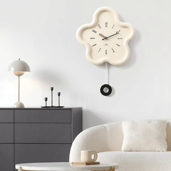 Modern Wall Clock in Flower Shape - Wall Clock - White - Oaksoho