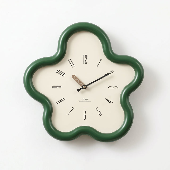 Modern Wall Clock in Flower Shape - Wall Clock - Green - Oaksoho