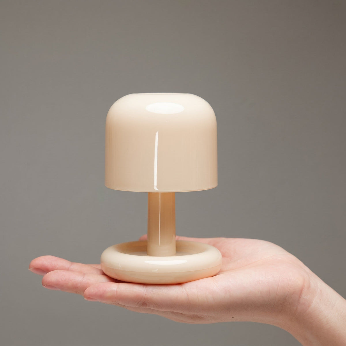 Mushroom Shaped Rechargeable Portable Table Lamp - Table Lamps - Default - Oaksoho