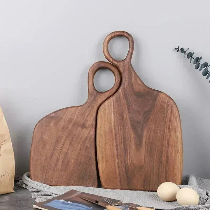 NutriCraft – Luxurious Walnut Cutting Board with Dual Functionality for Kitchen and Presentation