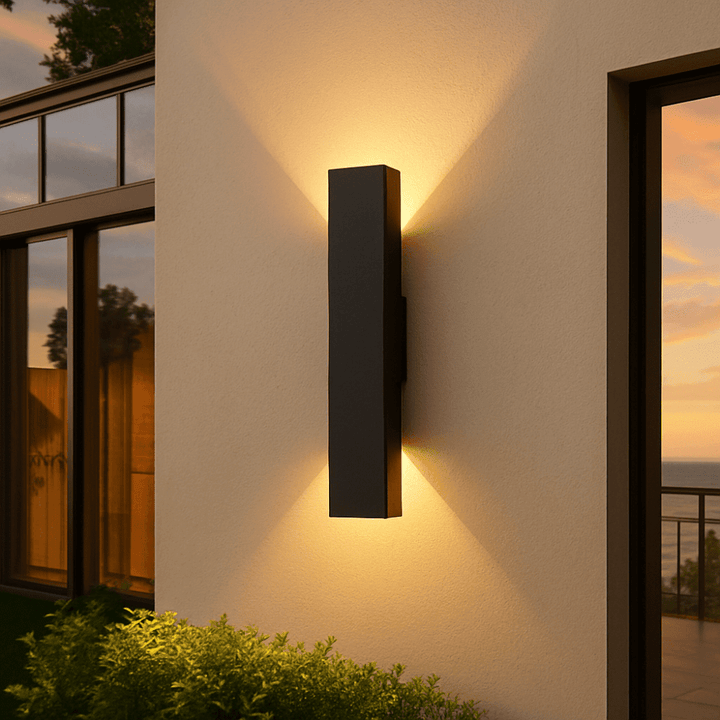 Outdoor LED Wall Light With Up and Down Rays - Wall lamp - Black - Oaksoho