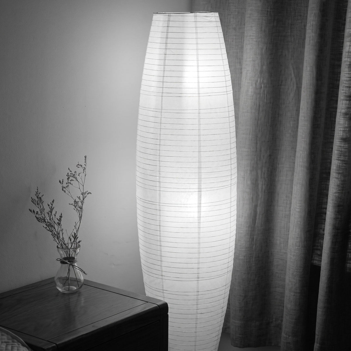 Oval Floor Lamp with Ribbed Paper Shade Japanese Style - Floor Lamps - Oaksoho