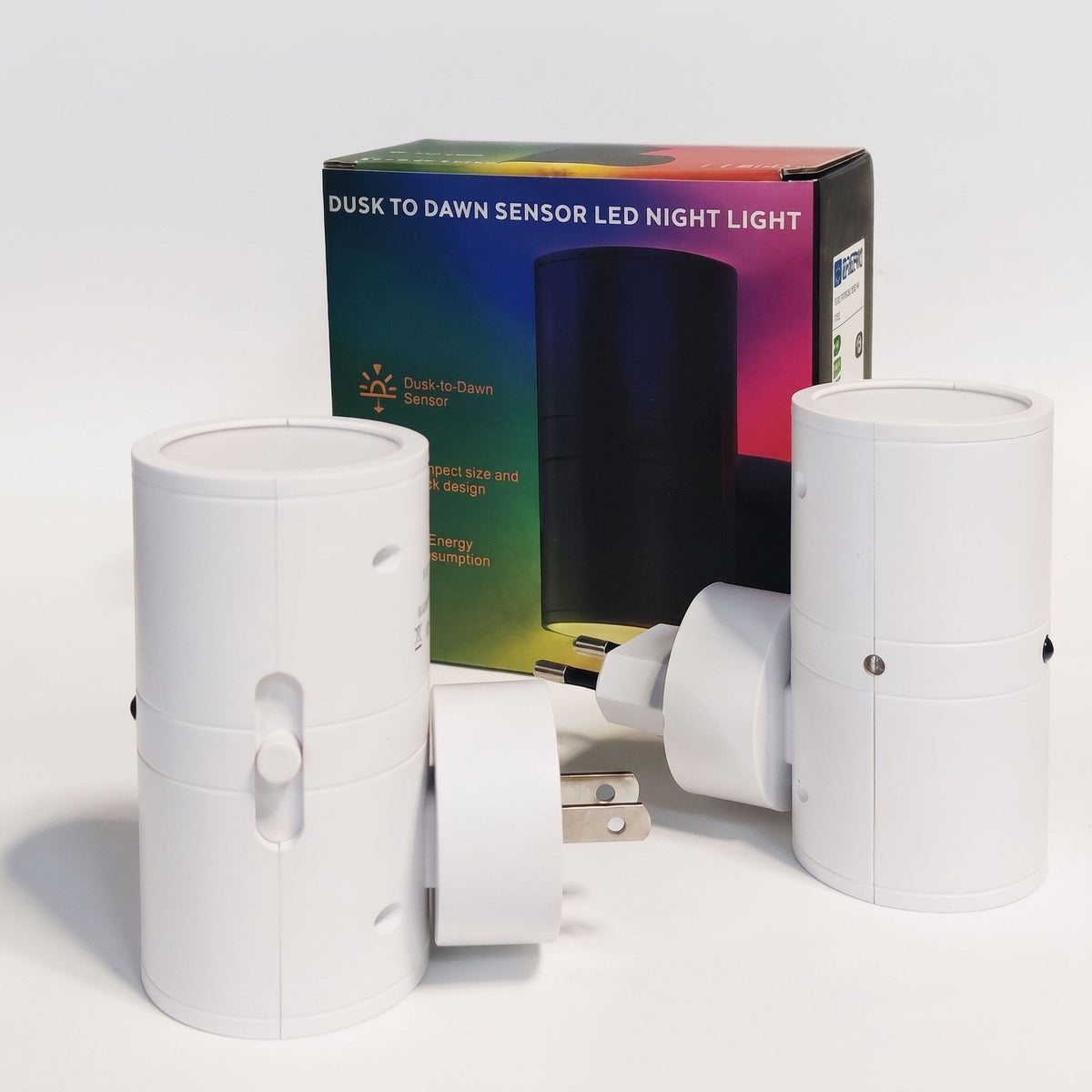 Plug In Wall Lamp with Day Night Sensor - Night Lights & Ambient Lighting - White - Oak Soho