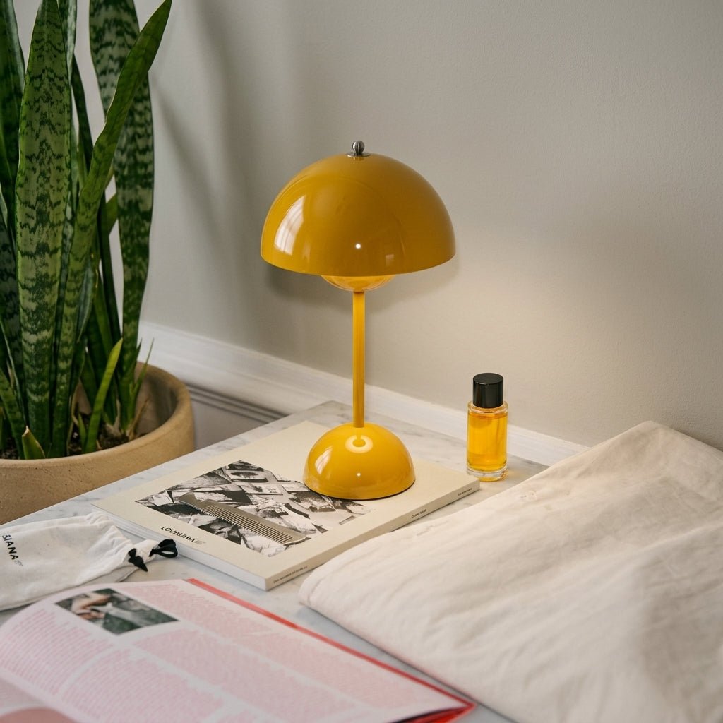 Retro Table Lamp with Mushroom-shaped Shade - Table Lamp - Yellow - Oaksoho