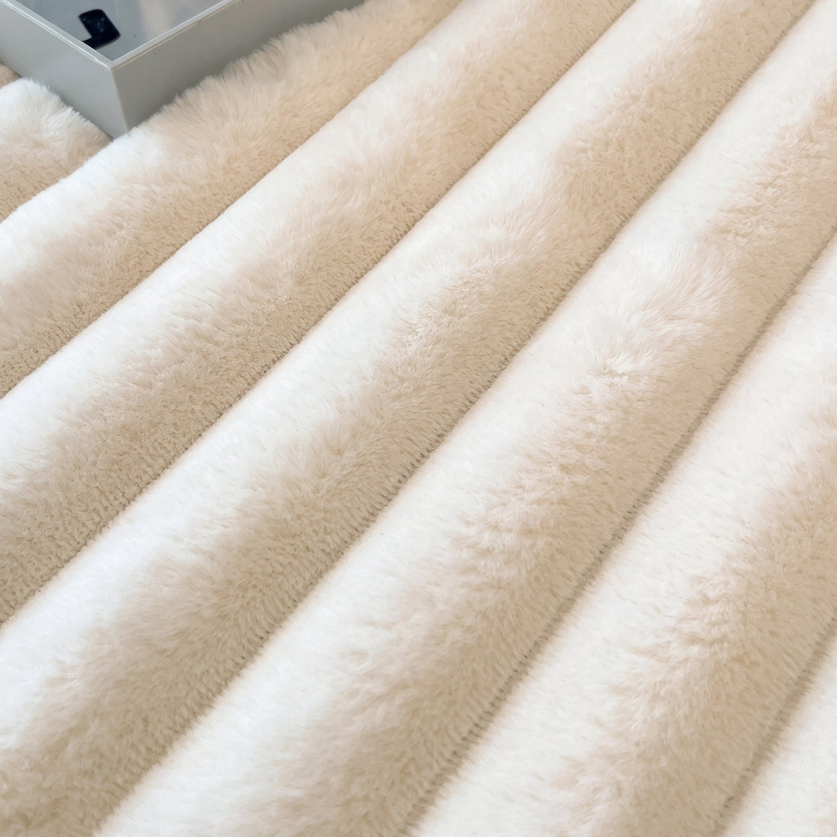 Ribbed Plush Fitted Bed Sheet with Deep Pockets - Bed Sheets - Beige - Oak Soho