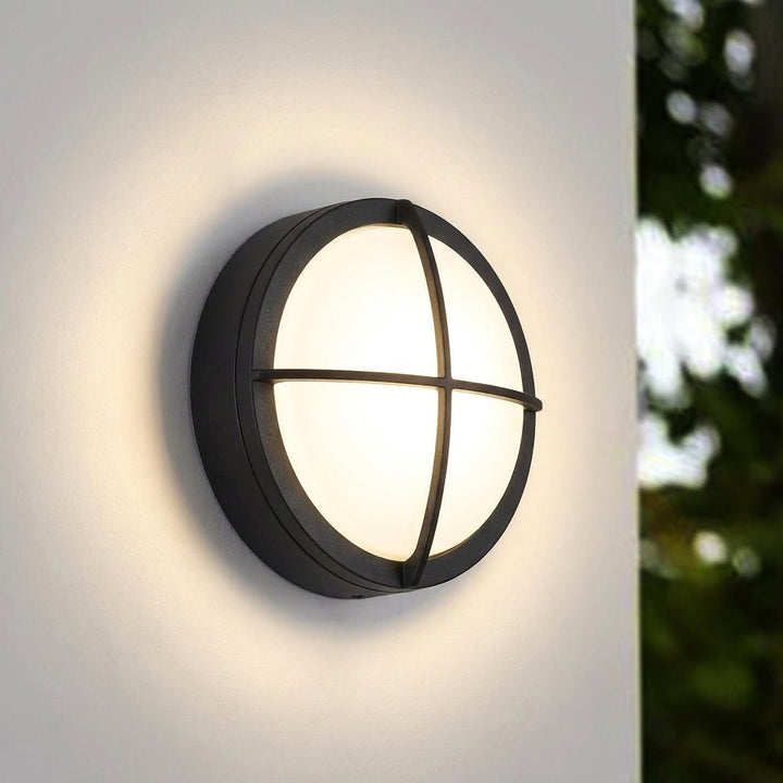 Round Outdoor Wall Light with Segment Grid Design - Wandleuchte - Cross - Oaksoho