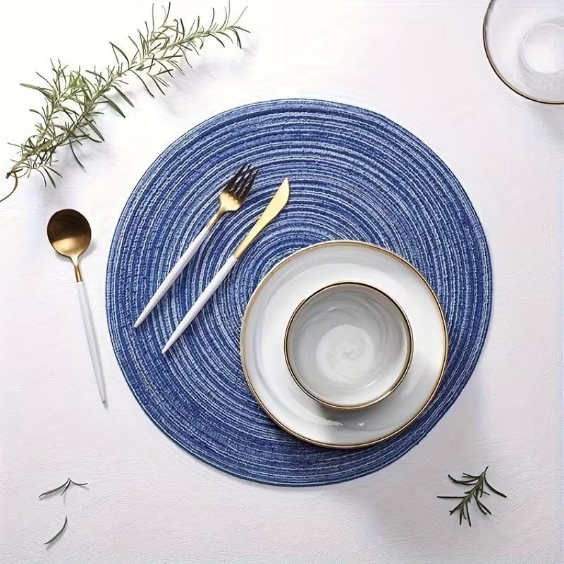Round placemat with textured woven pattern - Placemats - Blue - Oaksoho