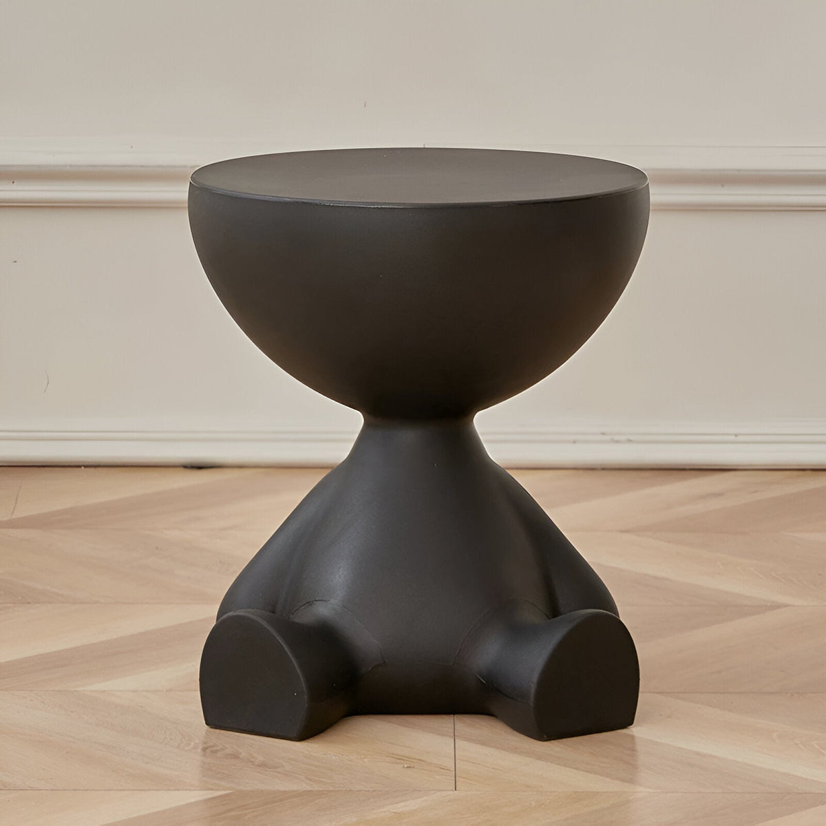 Sitting Figure Side Table Novelty Round Accent Table - End Tables - Black - Oak Soho