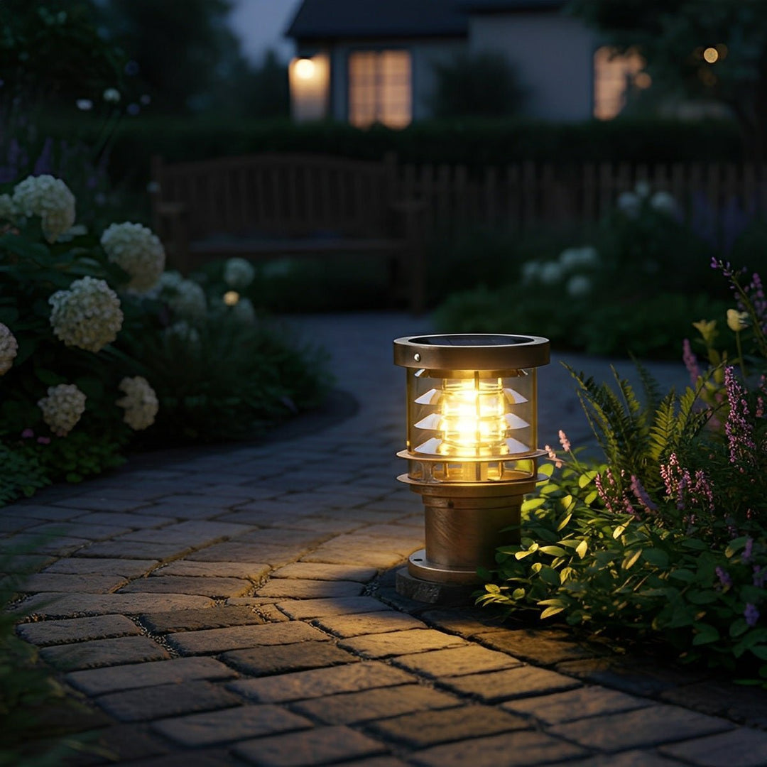 Solar Pathway Light for the Garden - Landscape Pathway Lighting - Bronze - Oaksoho