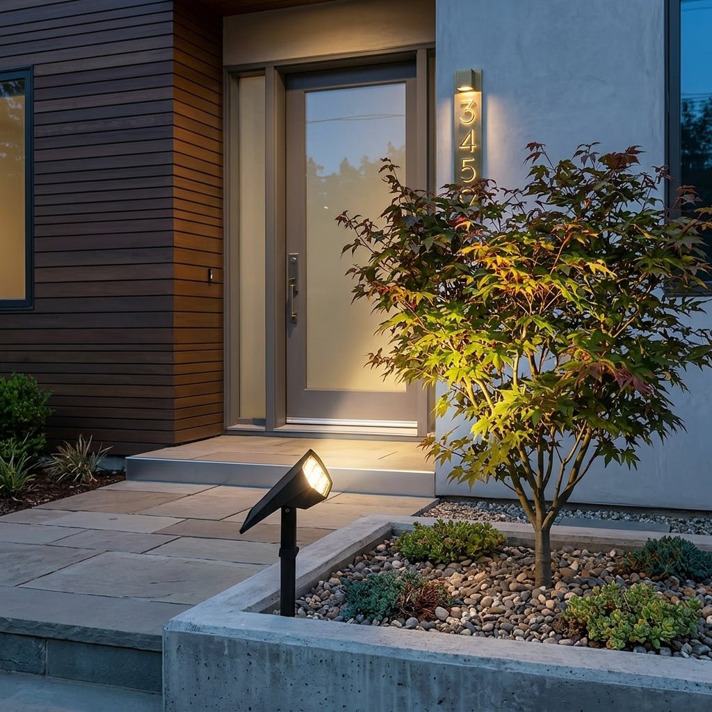 Solar - Powered LED Garden with Spike Light - LED Decorative Lights - Warm White - Oaksoho