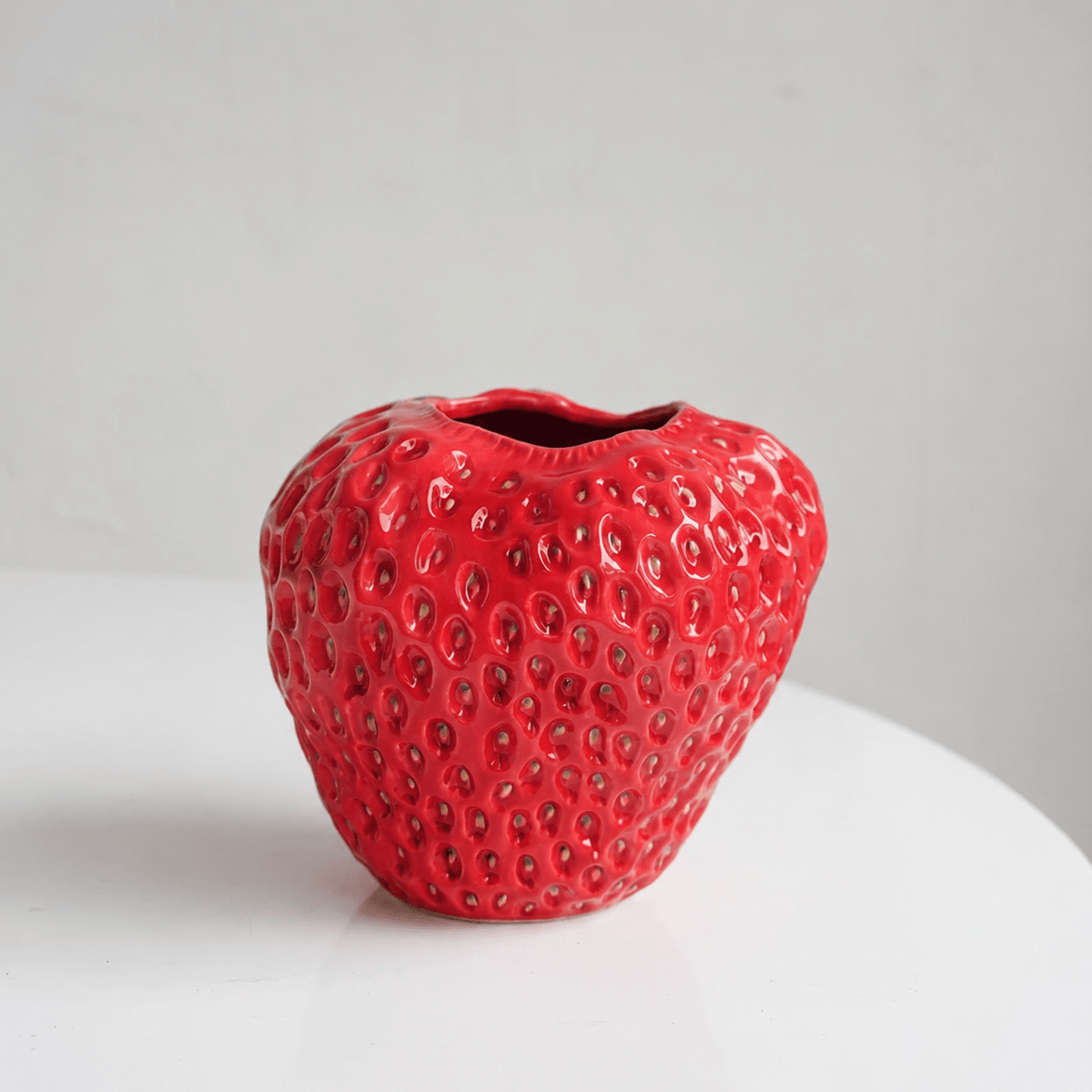 Strawberry Ceramic Vase for Flowers and Table Décor - Vases - Red - Oaksoho