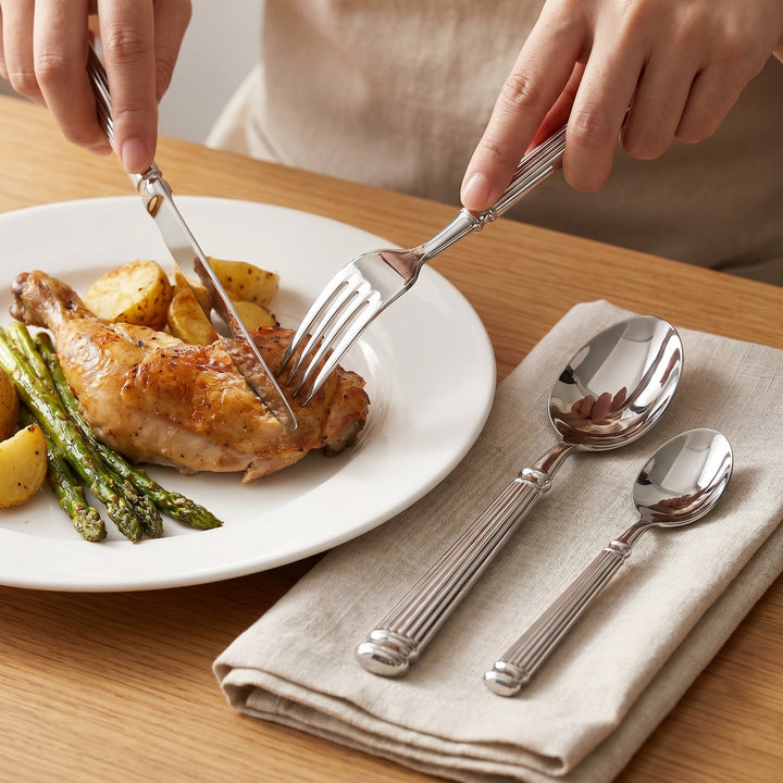 4-piece Silver Cutlery Set with a Ribbed Handle