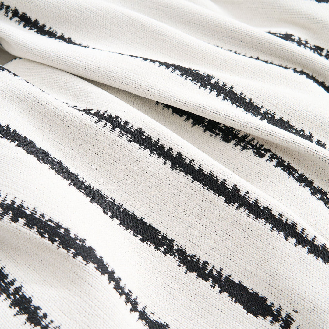 Versatile Sofa Cover with Geometric Pattern - Living Room - White - Oaksoho