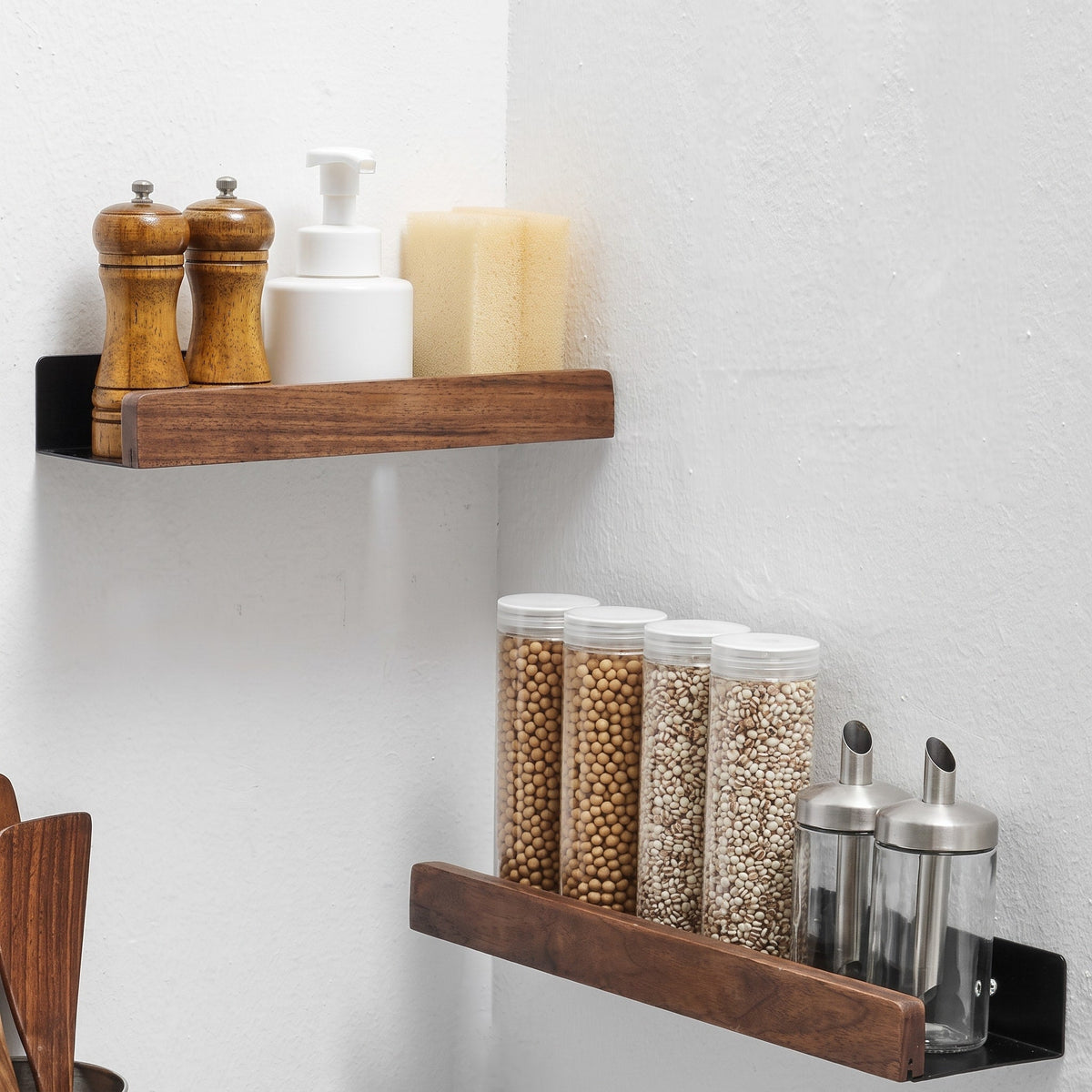 Wall Mounted Wood Shelf with Metal Bracket Storage Rack - Rack Wall Shelves & Ledges - Brown - Oak Soho