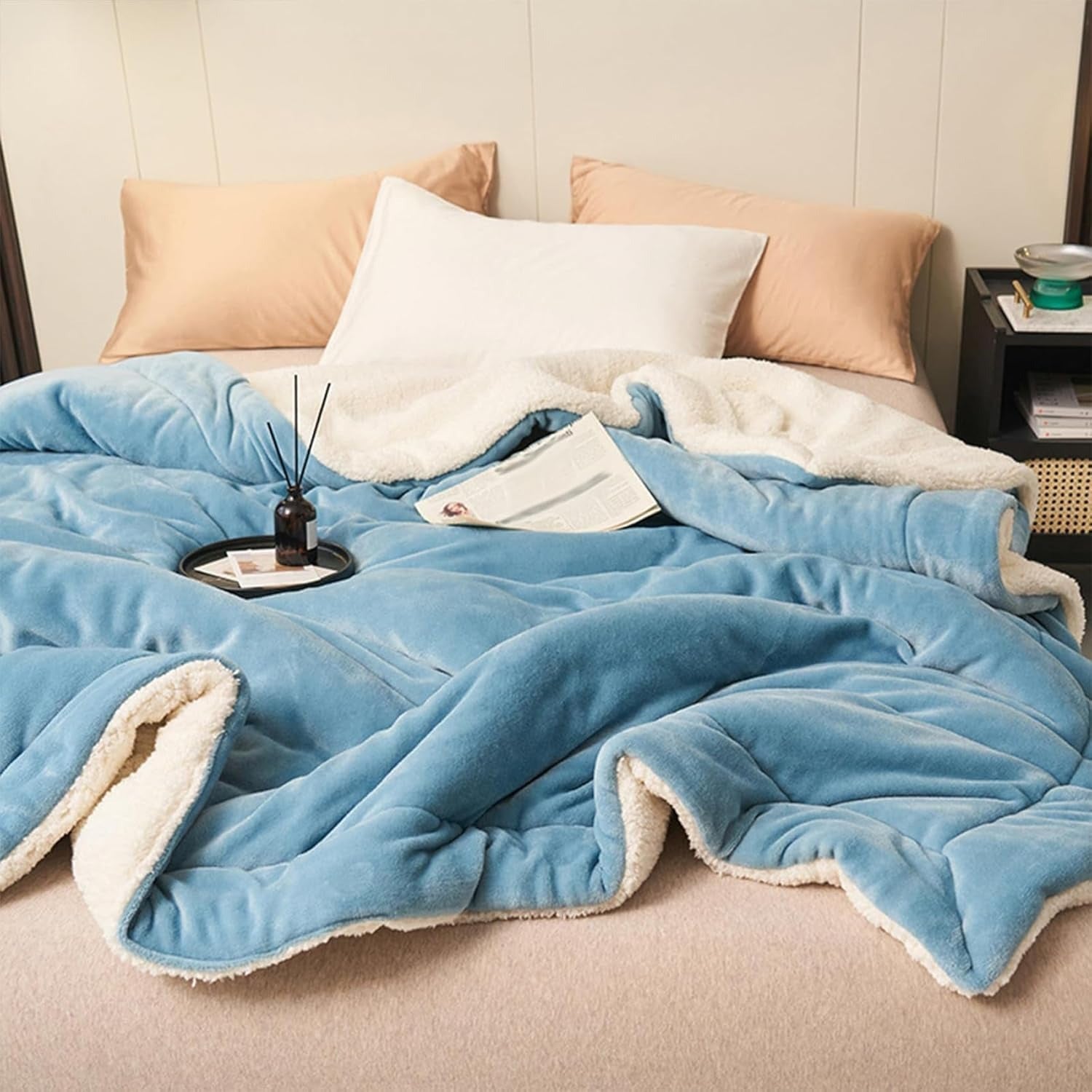 Warm and Soft Reversible Blanket - Blanket - Blue - Oaksoho