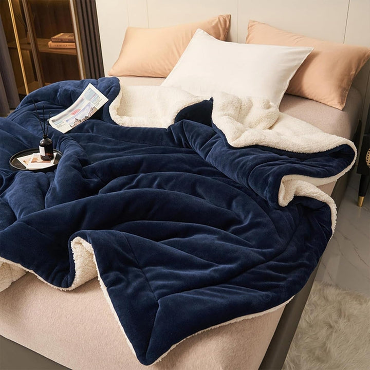 Warm and Soft Reversible Blanket - Blanket - Navy - Oaksoho