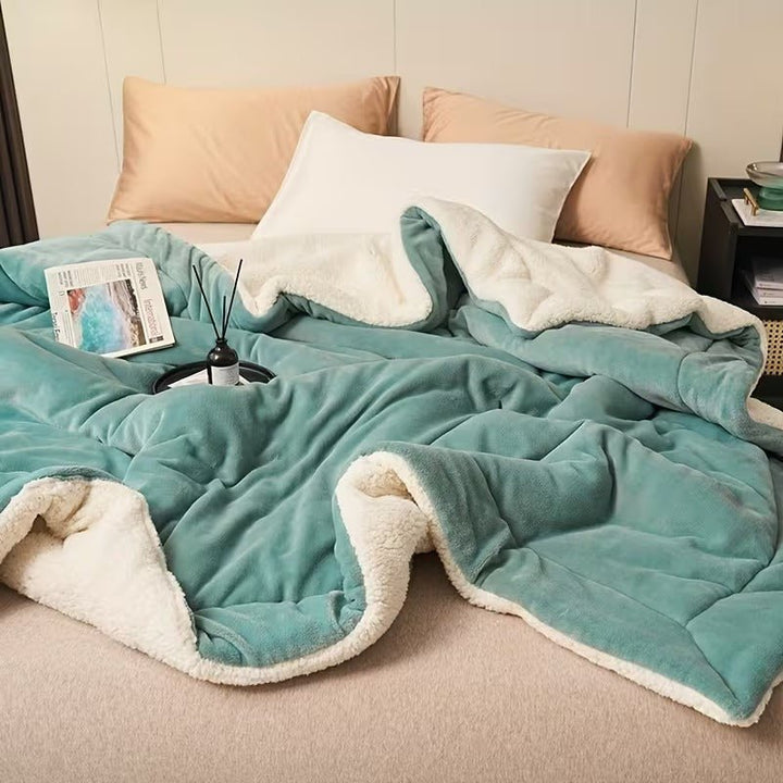Warm and Soft Reversible Blanket - Blanket - Dark Green - Oaksoho
