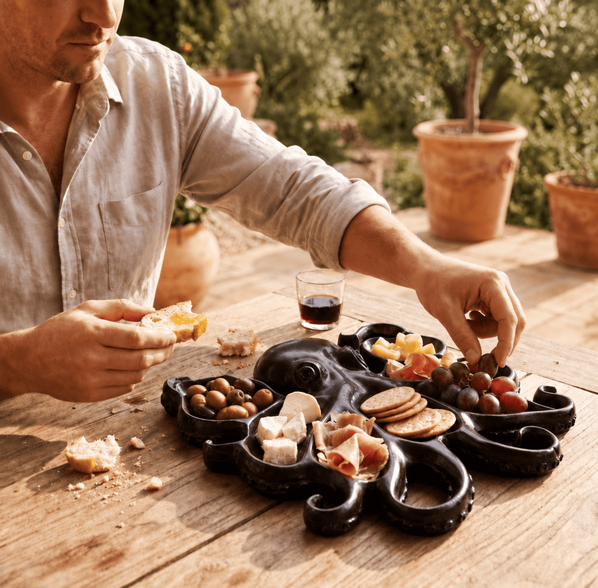 Wooden Octopus-Shaped Snack Platter - Serving Platters - Oaksoho